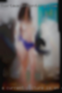 A current picture is an absolute swinging must.
