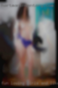 Fun-loving girls and likes to be pleasured.