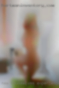 New housewives experiences wanting and just having fun from Cleveland.