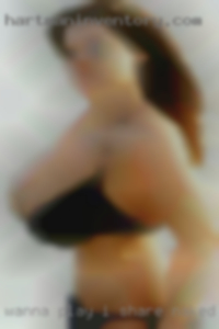 Wanna play i share naked jus want sex lol.